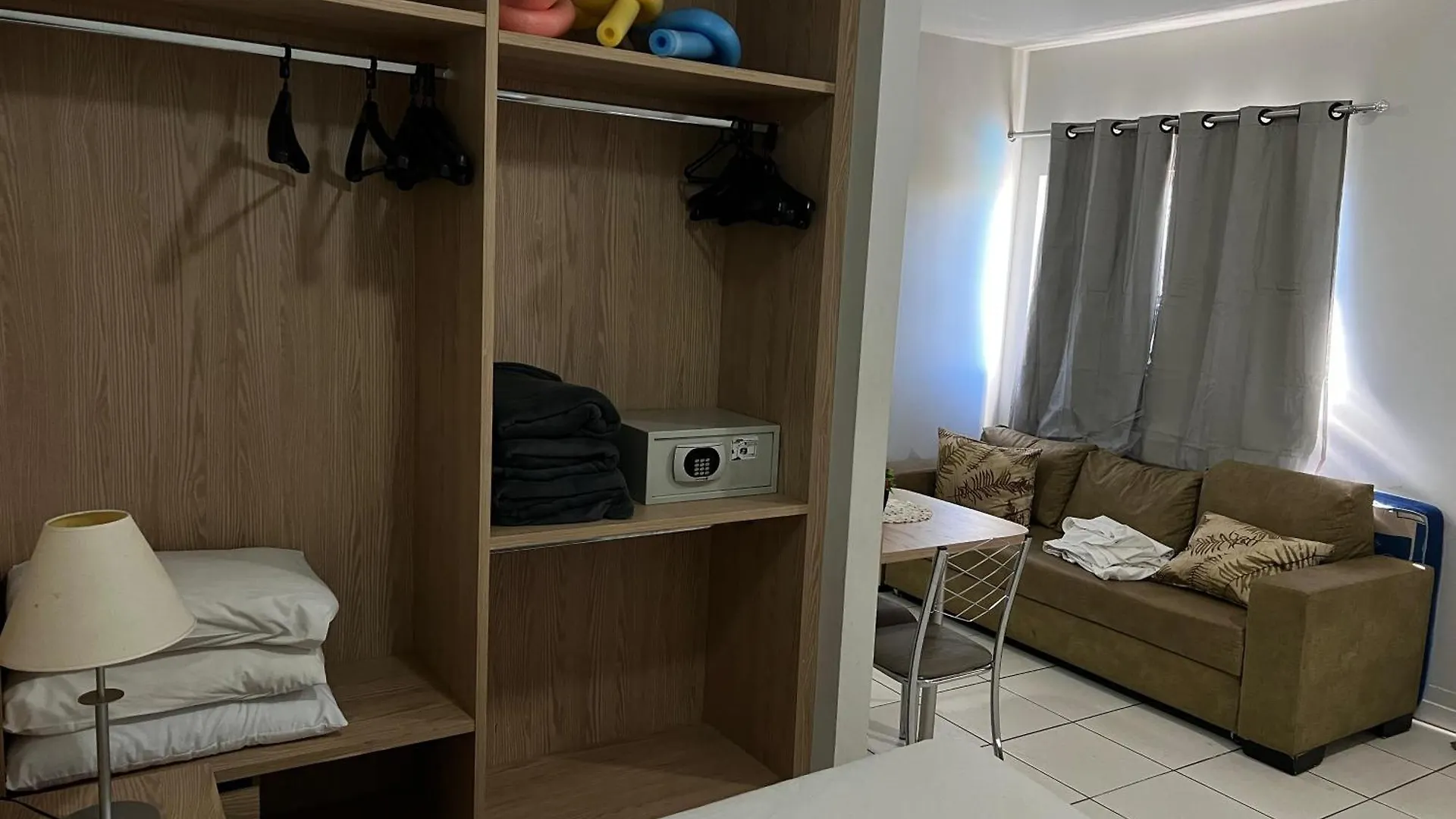 Hotel apartamentowy Flat Com Piscinas Termais E Area De Lazer Completa Caldas Novas Brazylia