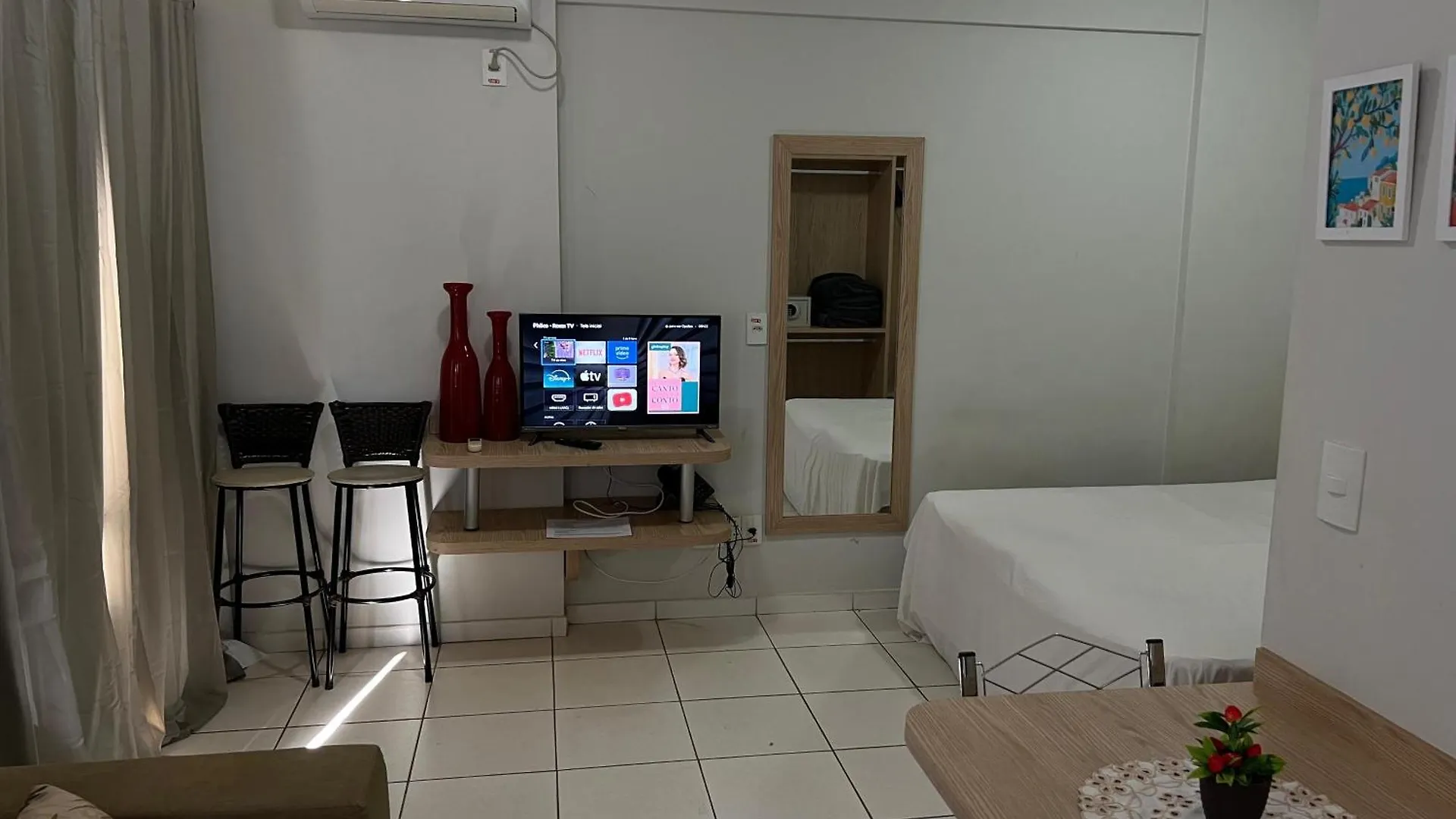 Flat Com Piscinas Termais E Area De Lazer Completa Caldas Novas 0*,