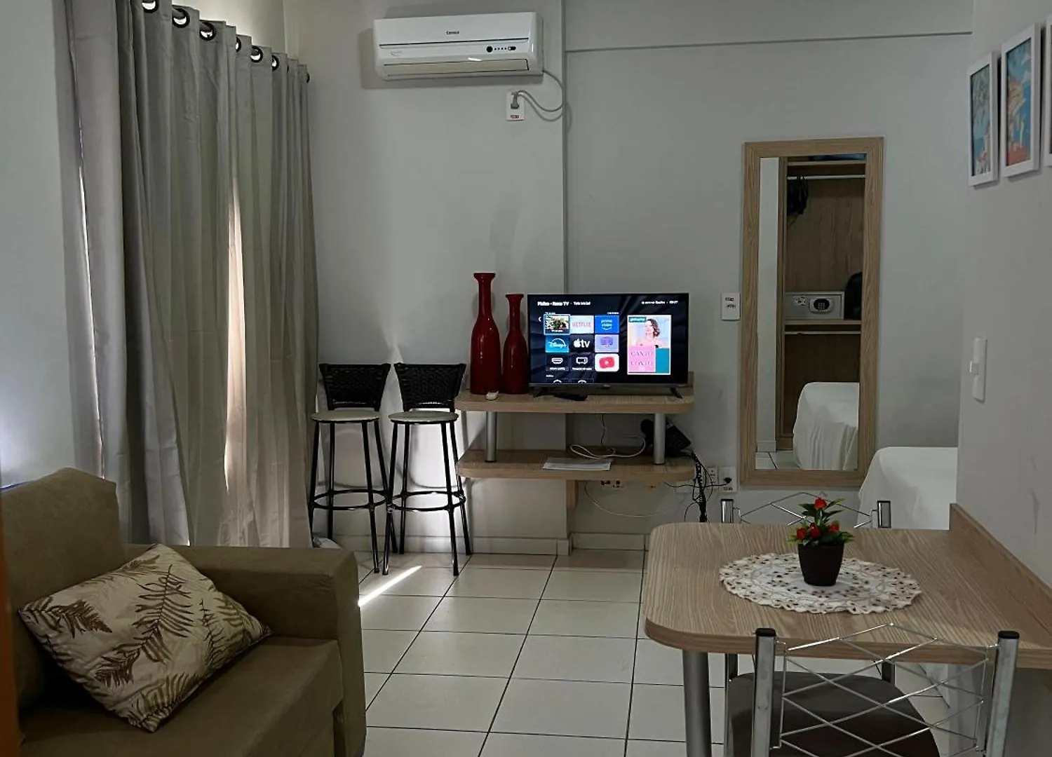 Flat Com Piscinas Termais E Area De Lazer Completa Caldas Novas 0*,