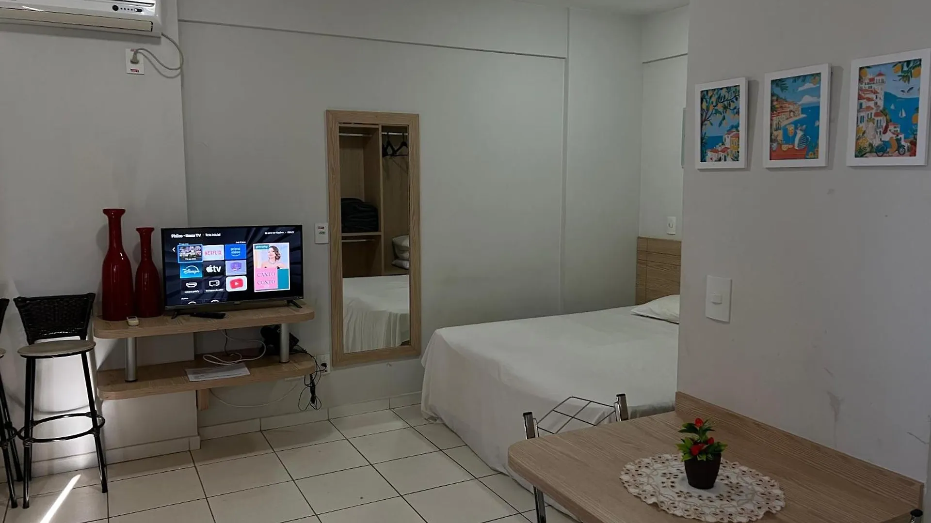 Flat Com Piscinas Termais E Area De Lazer Completa Caldas Novas Hotel apartamentowy